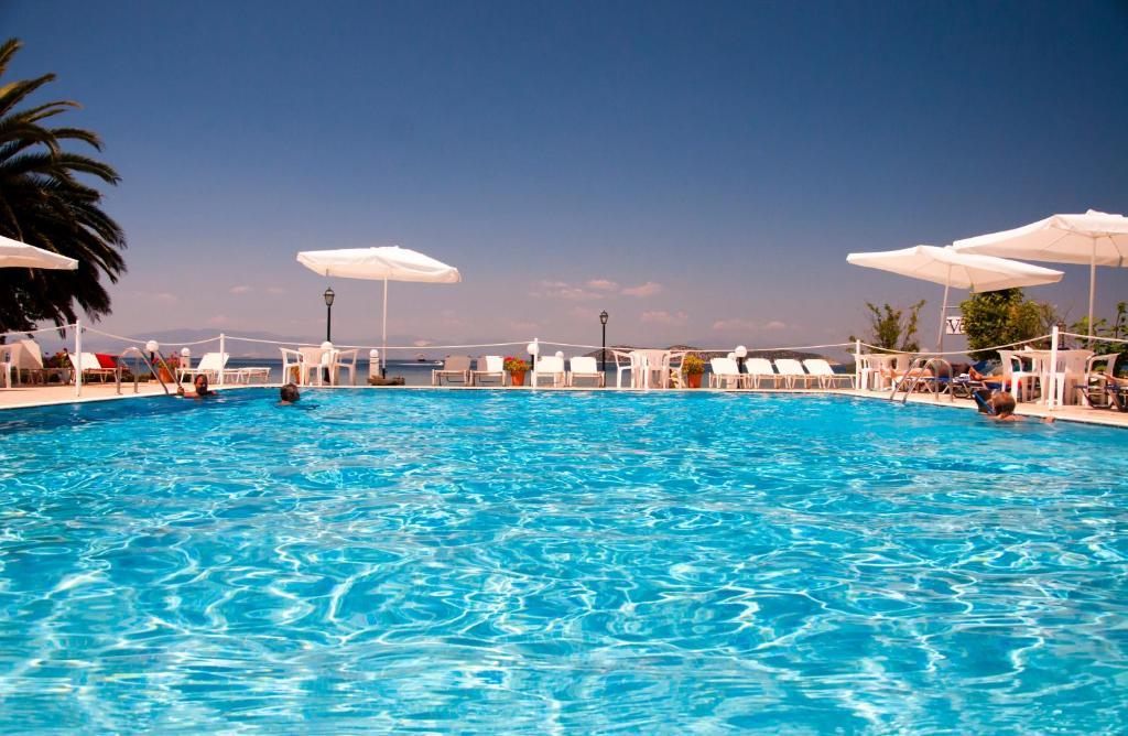 Vournelis Hotel 리메나스 외부 사진